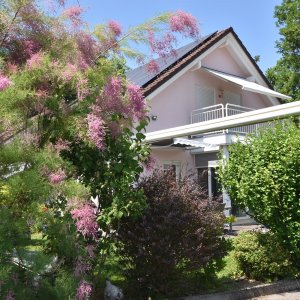 UNE VILLA MINERGIE DANS UN COIN DE PARADIS!